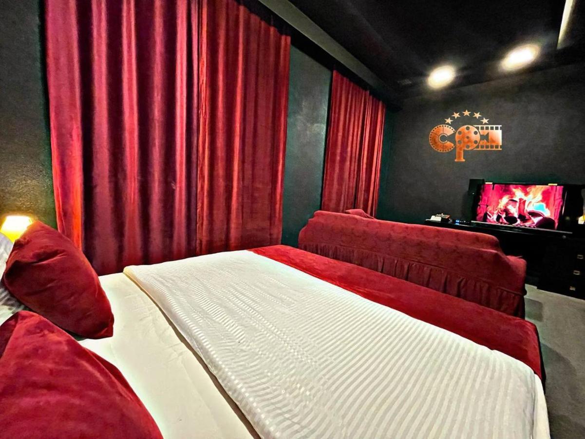 Cinema Plaza Hotel Baku Ngoại thất bức ảnh