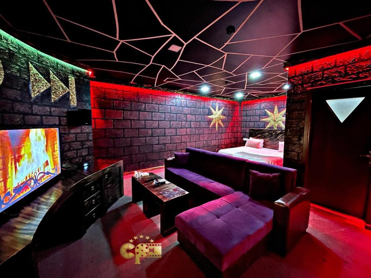 Cinema Plaza Hotel Baku Ngoại thất bức ảnh