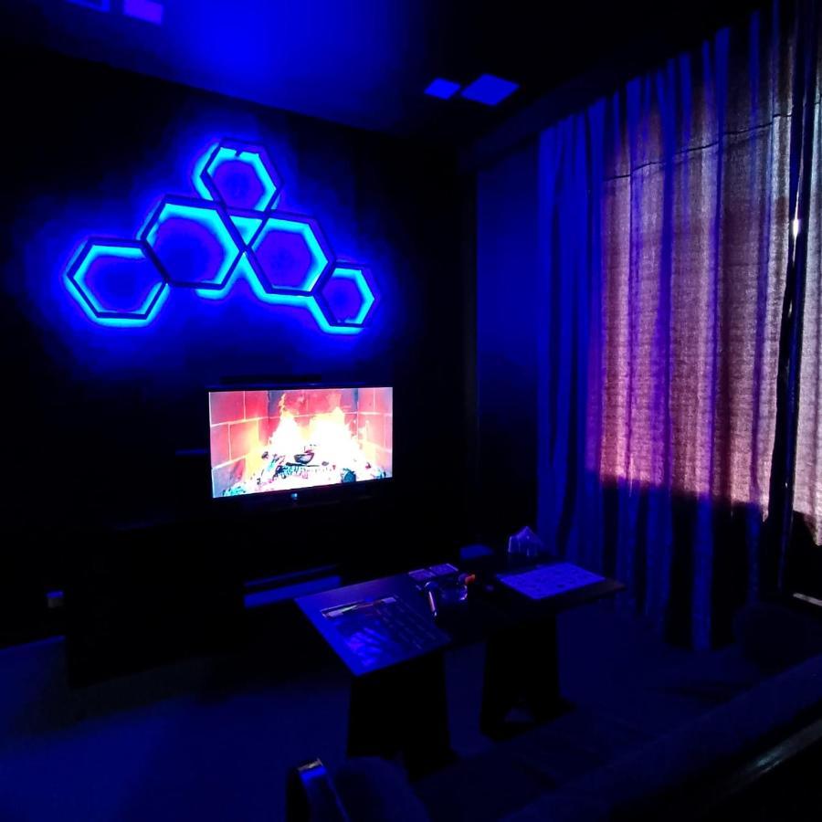 Cinema Plaza Hotel Baku Ngoại thất bức ảnh