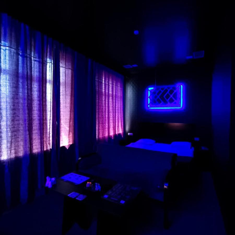Cinema Plaza Hotel Baku Ngoại thất bức ảnh