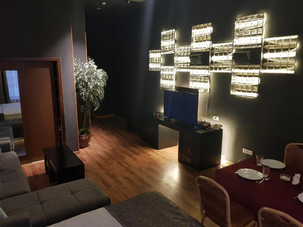 Cinema Plaza Hotel Baku Ngoại thất bức ảnh