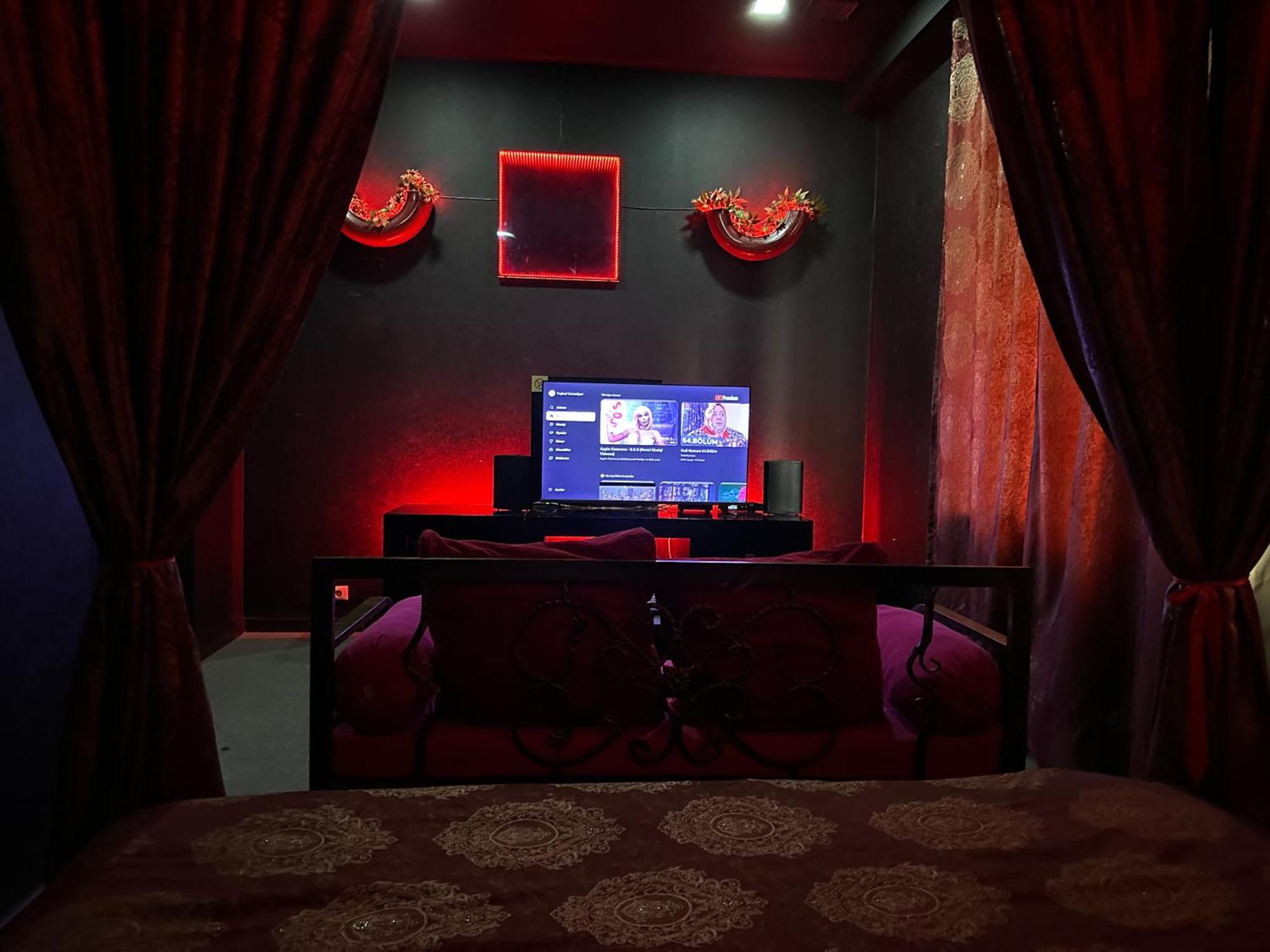 Cinema Plaza Hotel Baku Ngoại thất bức ảnh