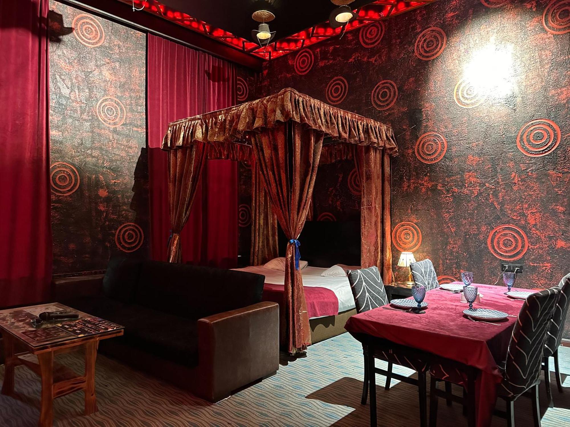 Cinema Plaza Hotel Baku Ngoại thất bức ảnh