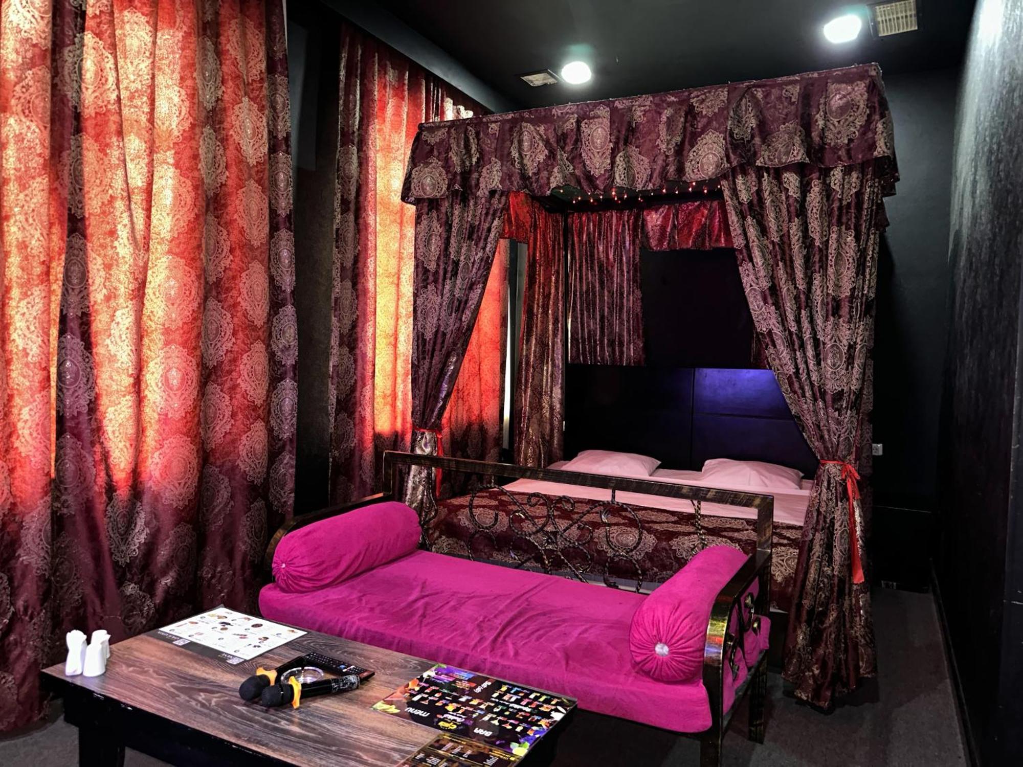 Cinema Plaza Hotel Baku Ngoại thất bức ảnh