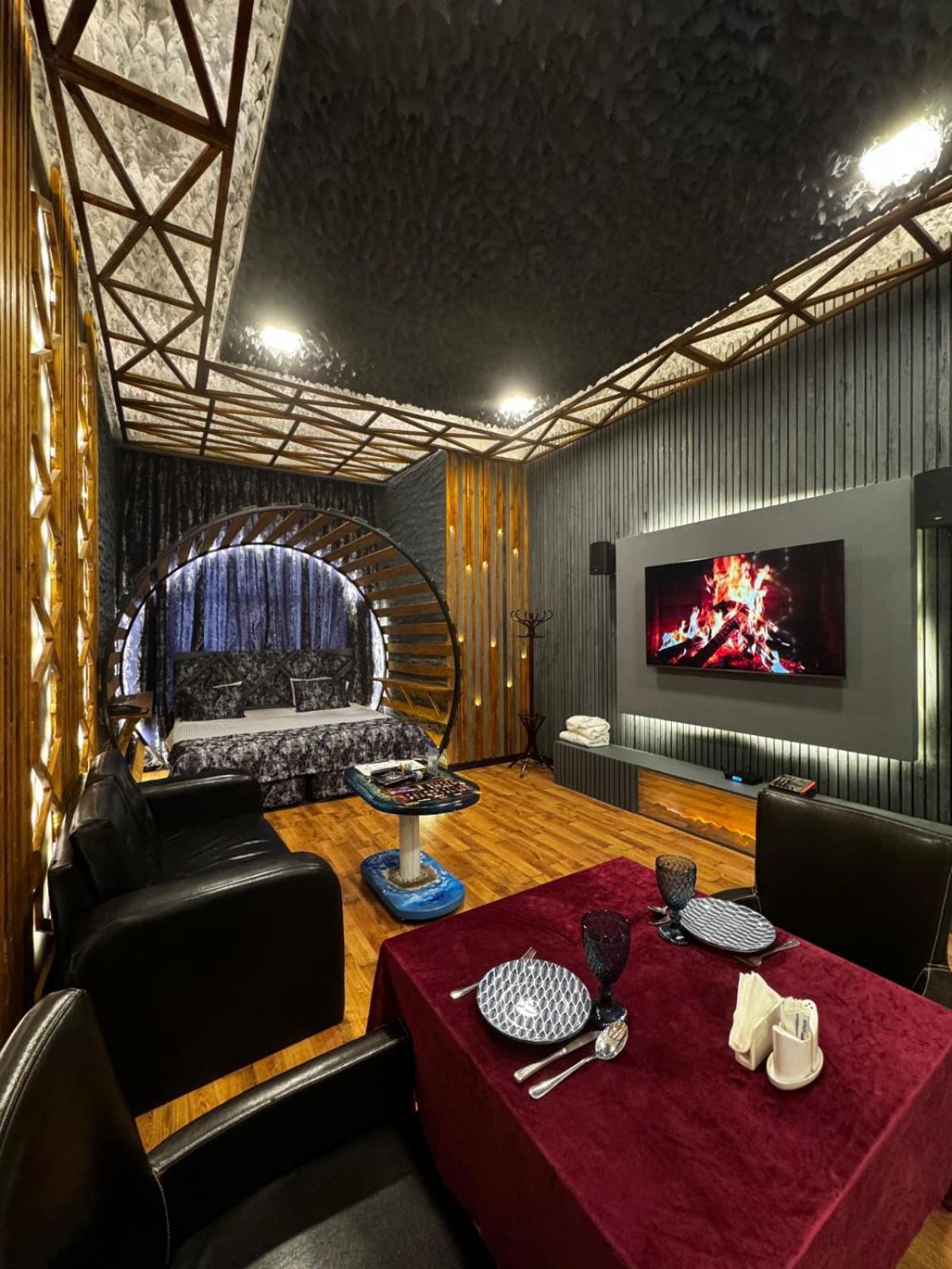 Cinema Plaza Hotel Baku Ngoại thất bức ảnh